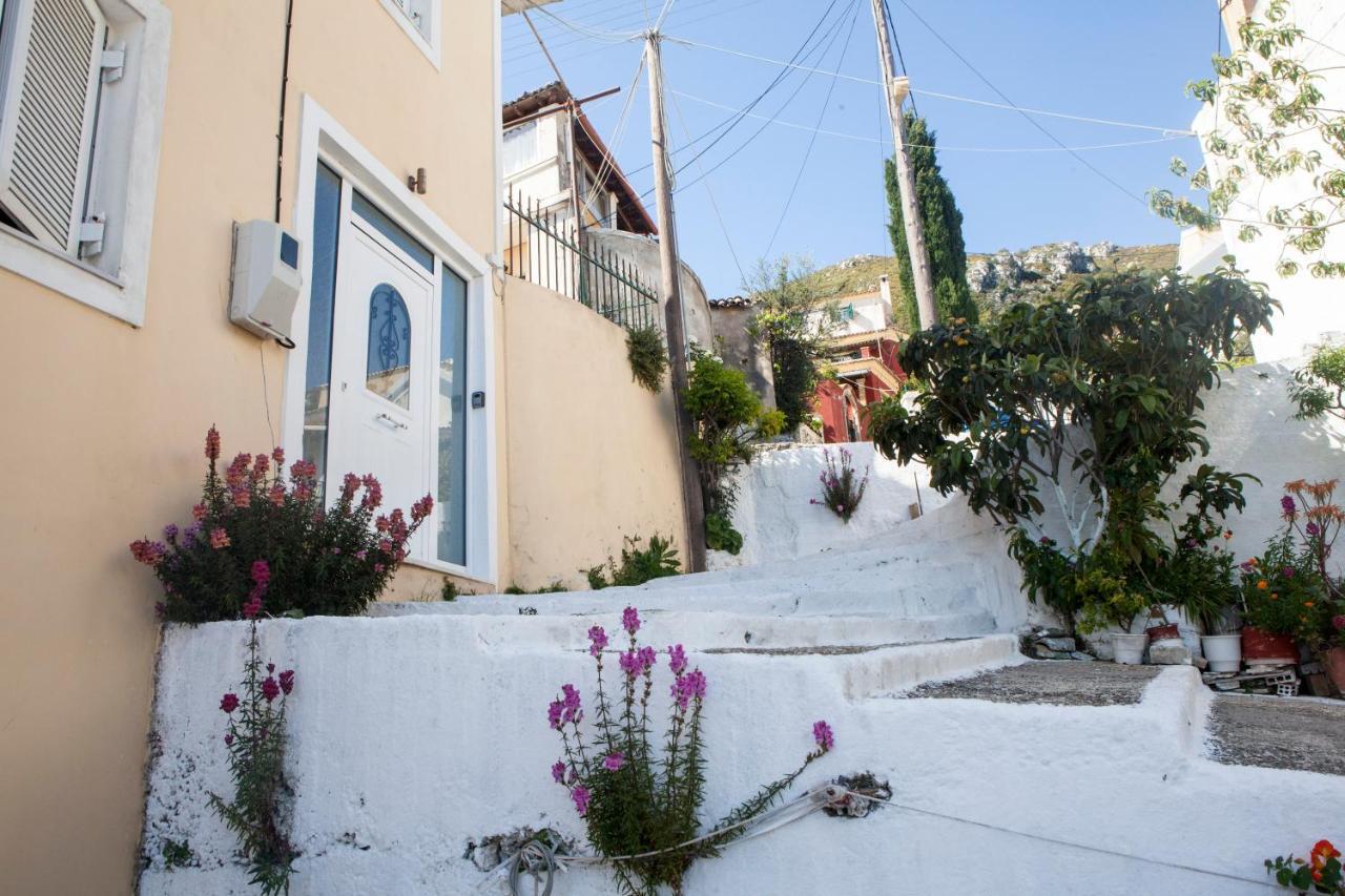 Ferienhaus Family House In Lakones *